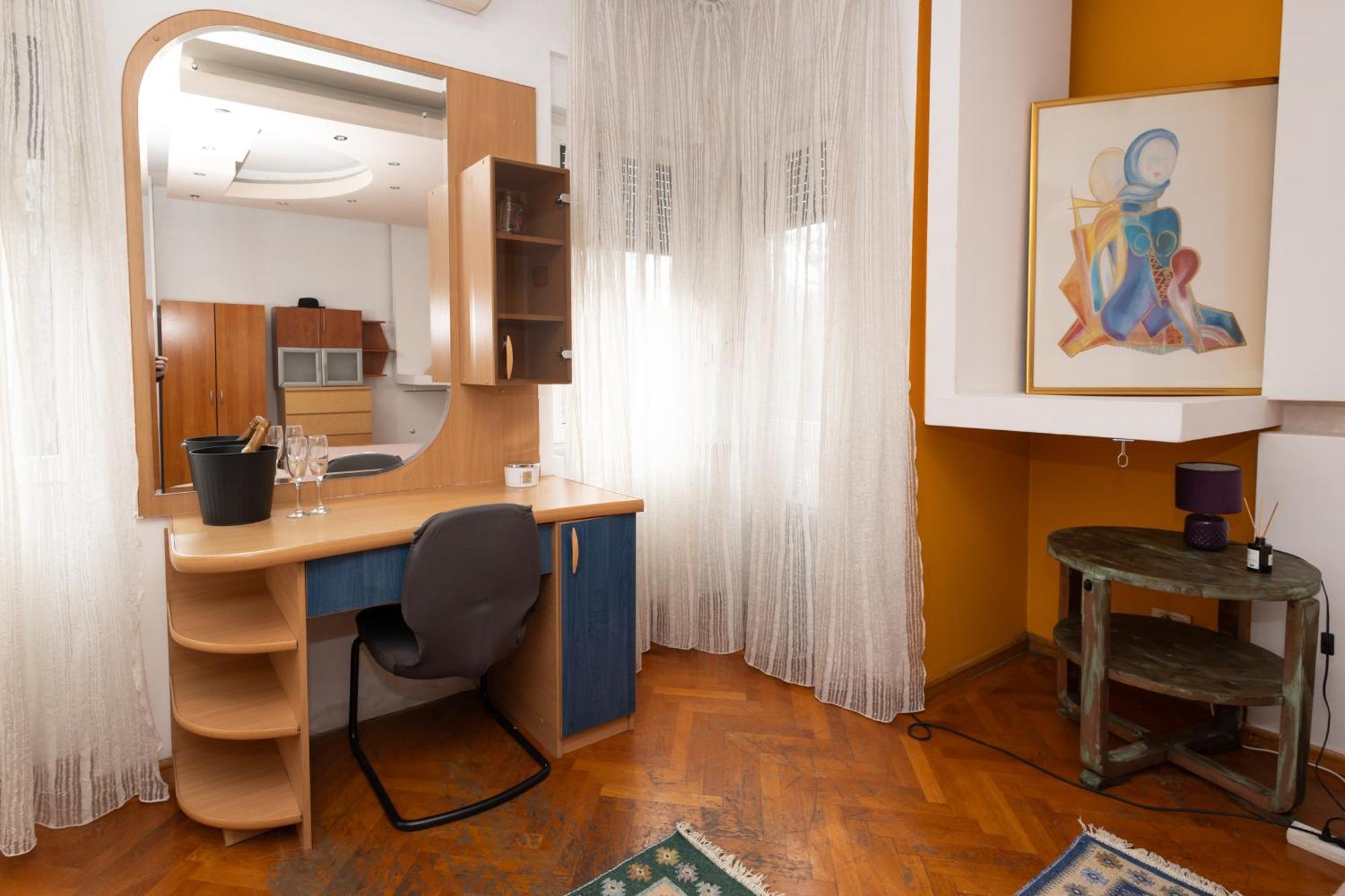 Shared Retro Vintage Luxury Apartment Bukareszt Zewnętrze zdjęcie