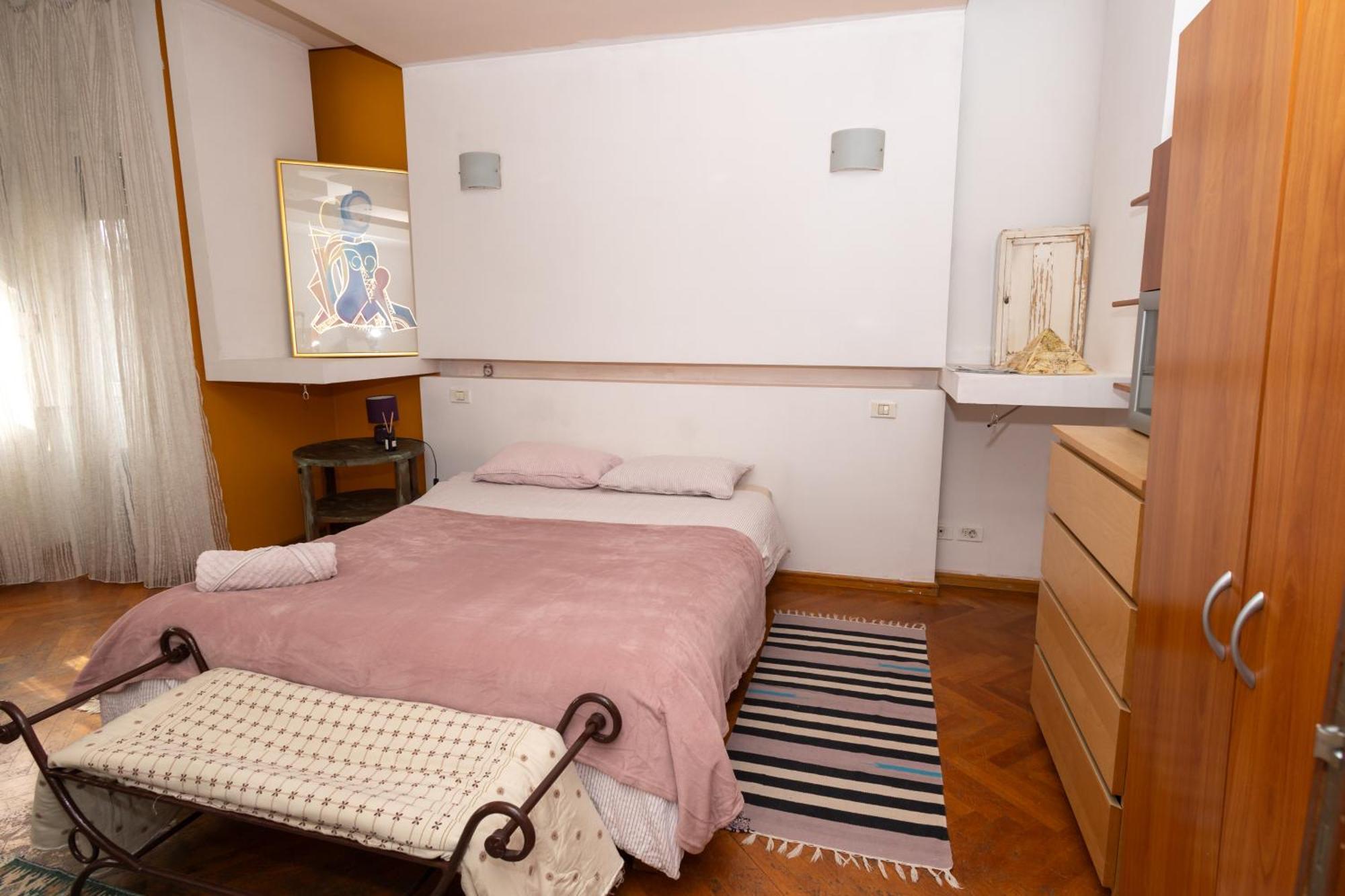 Shared Retro Vintage Luxury Apartment Bukareszt Zewnętrze zdjęcie